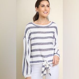 Umgee | Plus White and Grey Stripped Long Puff Sleeve | 2XL